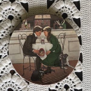 Knowles Collectors Glass Valentines Day Plate